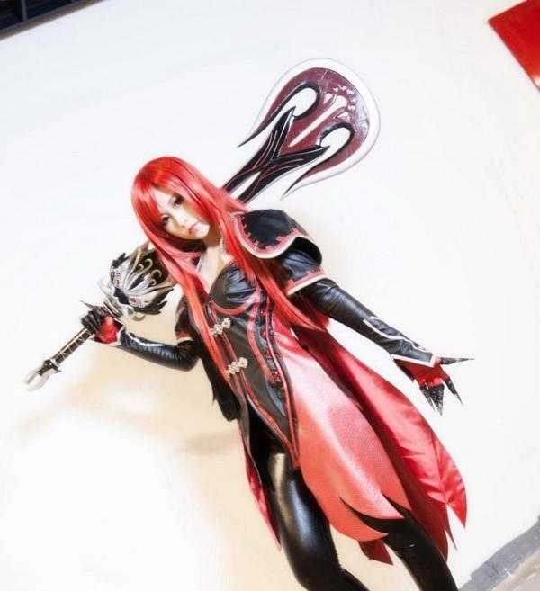 《拳皇97OL》美女玩家专访：目标是王者的实力选手