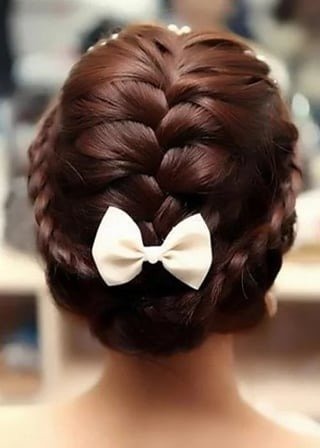 French Braid Hairstyle截图5