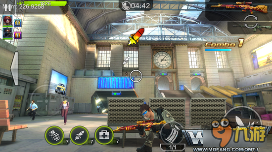 风骚走位秀翻全场 全民突击躲避伤害技巧