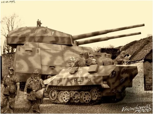 克虏伯240mm岸防炮图片