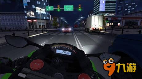 以摩托为主的竞速游戏《公路骑手》登陆iOS