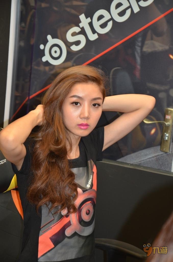 ChinaJoy2015首日E6館最美Showgirl集結(jié)