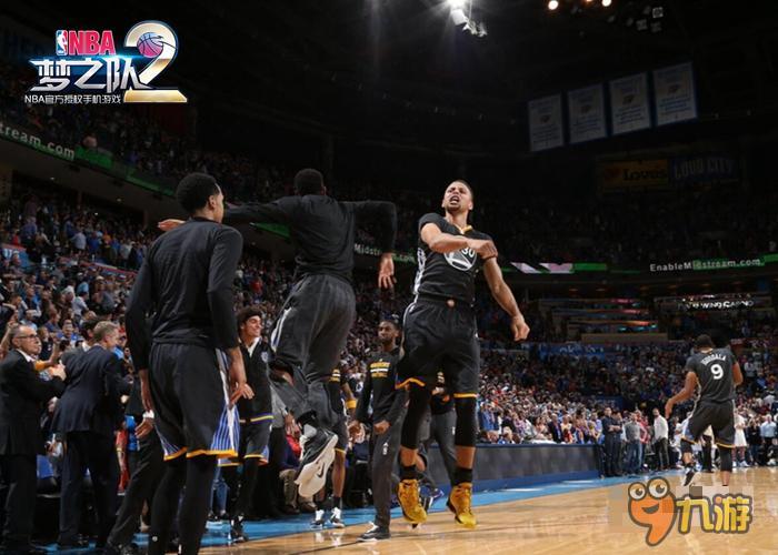超强三分 《NBA梦之队2》星势力之库日天传奇