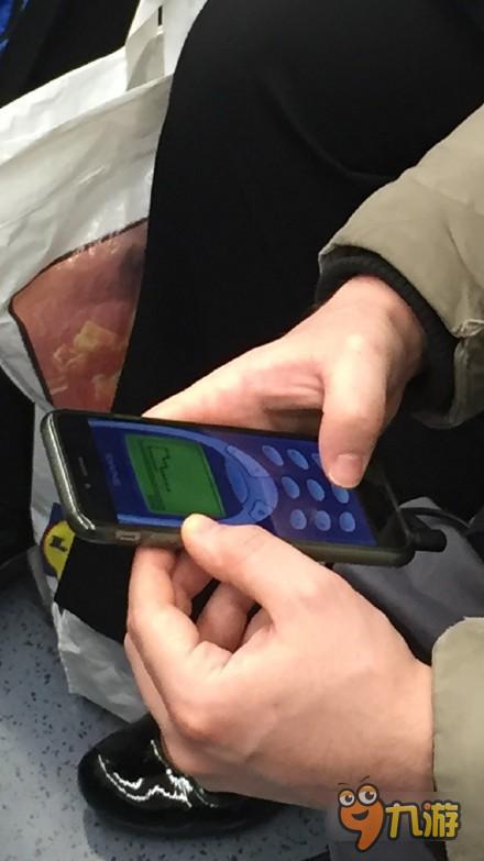 Snake '97，经典游戏再现，贪吃蛇和诺基亚更配哦 | App+1