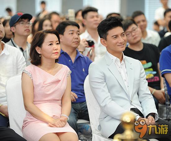 吴奇隆登基 《沙巴克传奇》公测金砖海量送