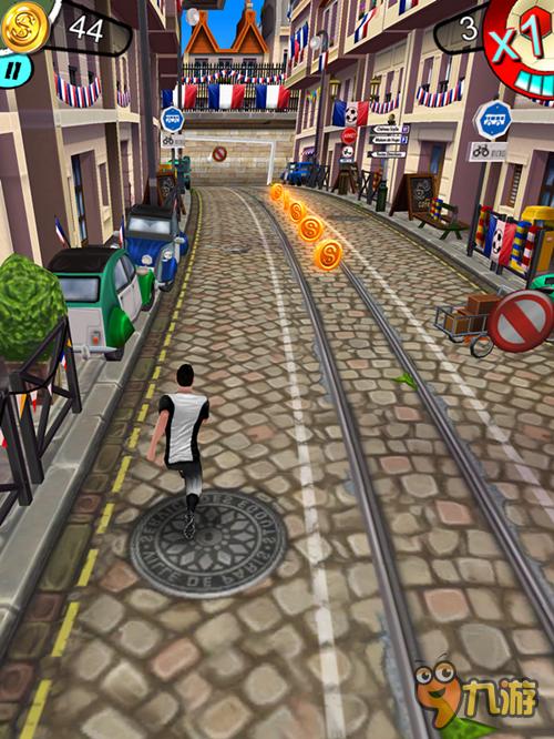 《C罗:奔跑和射门》评测:CR7版的地铁跑酷!