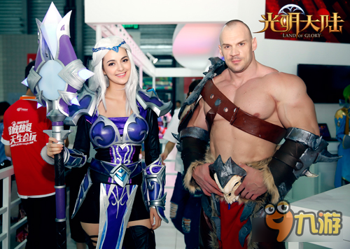 超模COS《光明大陆》ChinaJoy首秀曝光